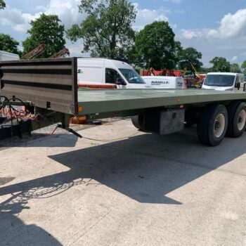 Rolland 9 metre Tri-Axle Flat Trailer