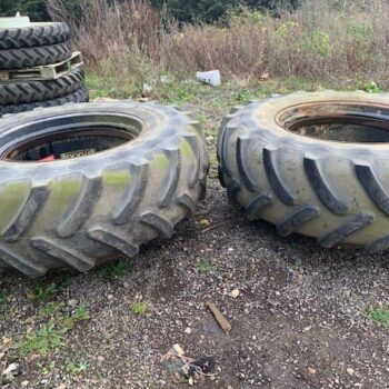 Stocks 520/85R38 Dual Wheels