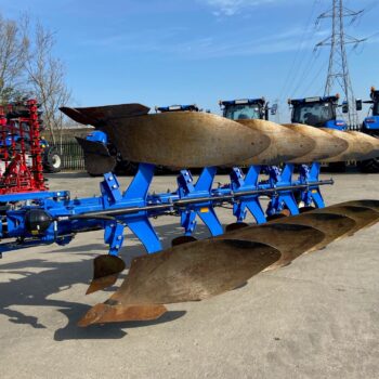 New Holland PHVH5 5 Furrow Reversible Plough