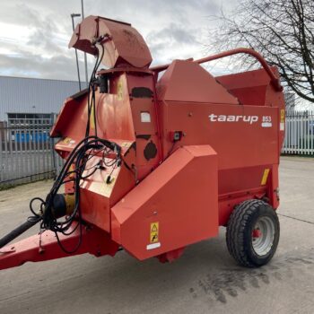 Kverneland Taarup 853 Bale Shredder
