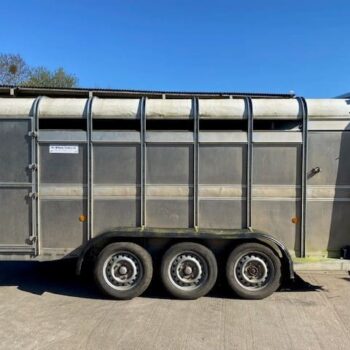 Ifor Williams TA510G3 Tri Axle Livestock Trailer