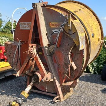 Teagle Tomahawk 5050 Straw Bedder