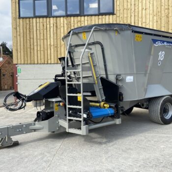 Shelbourne Reynolds Powermix Plus 18 Diet Feeder