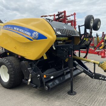 New Holland RB125 Round Baler