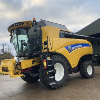 New Holland CX7.80 Combine Harvester *EX DEMO*