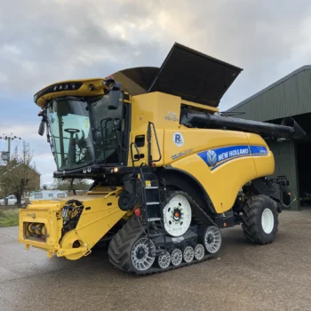 New Holland CR9.90 Combine Harvester