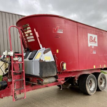 BVL V-Mix Plus Diet Feeder Wagon