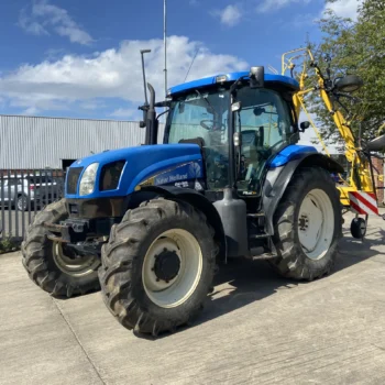 New Holland T6050 Tractor