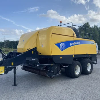 New Holland BB9080 Square Baler