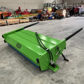 LWC 8FT Bucket Brush