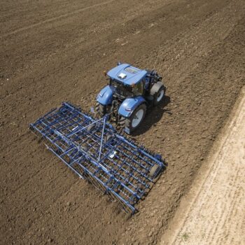 New Holland SBLV 590 Spring Tine Harrow