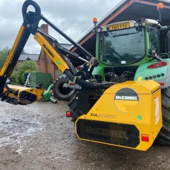 McConnel PA6585T Mounted Hedgecutter