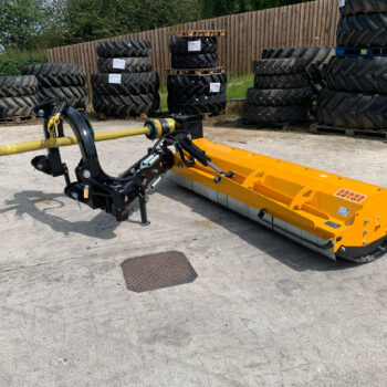 NEW McConnel Magnum 225 Elite Offset Mower For Sale