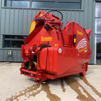 NEW Teagle Tomahawk 7100 Bale Spreader/ Shredder For Sale