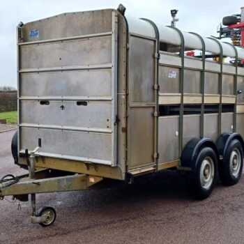 Ifor Williams TA510G-12	Livestock Trailer