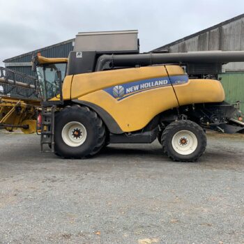 USED New Holland CR9080 Combine Harvester For Sale