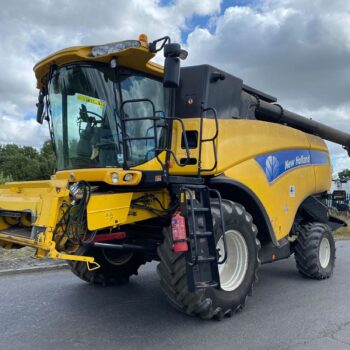 USED New Holland CX8050 SL Combine Harvester For Sale