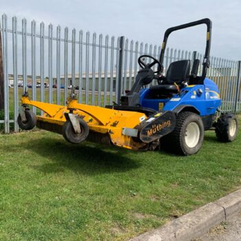 USED New Holland MC35 c/w Muthing Flail For Sale