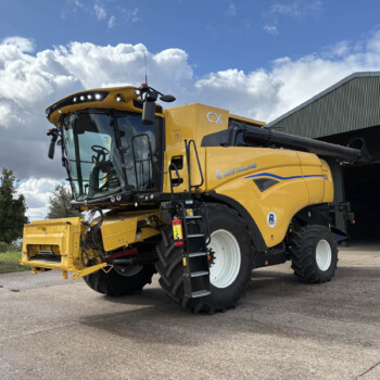 EX DEMO New Holland CX8.70 Combine Harvester For Sale