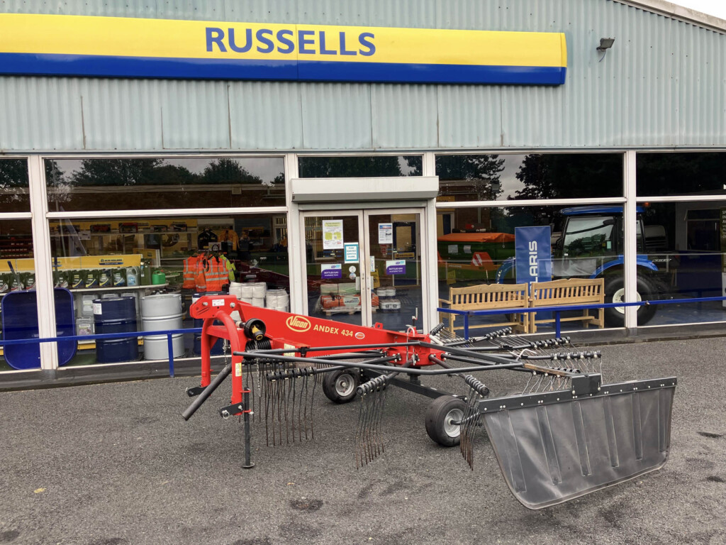 Vicon Andex 434 Single Rotor Rake For Sale | Russell's