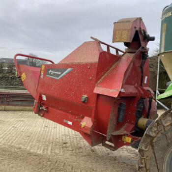 DUE IN: Kverneland 852 Bedding Machine For Sale