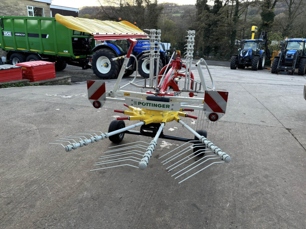 Pottinger 421 Single Rotor Rake NEW Pottinger TOP 382 Single Rotor Rake For Sale | Russell's