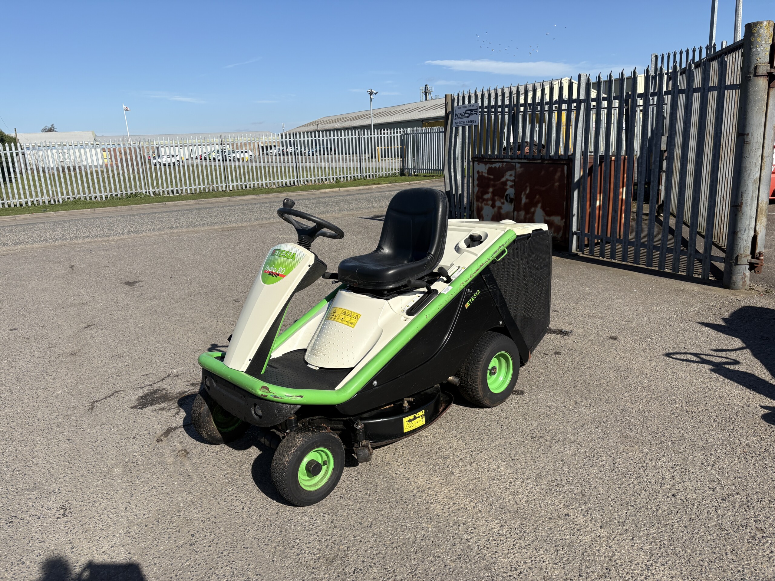 USED Etesia MKHP3 Ride On Mower For Sale for sale