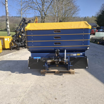 NEW KRM L20 Fertiliser Spreader For Sale