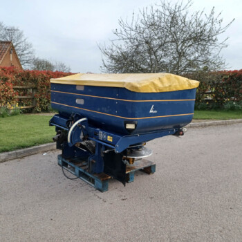 KRM L2 Plus Fertiliser Spreader For Sale