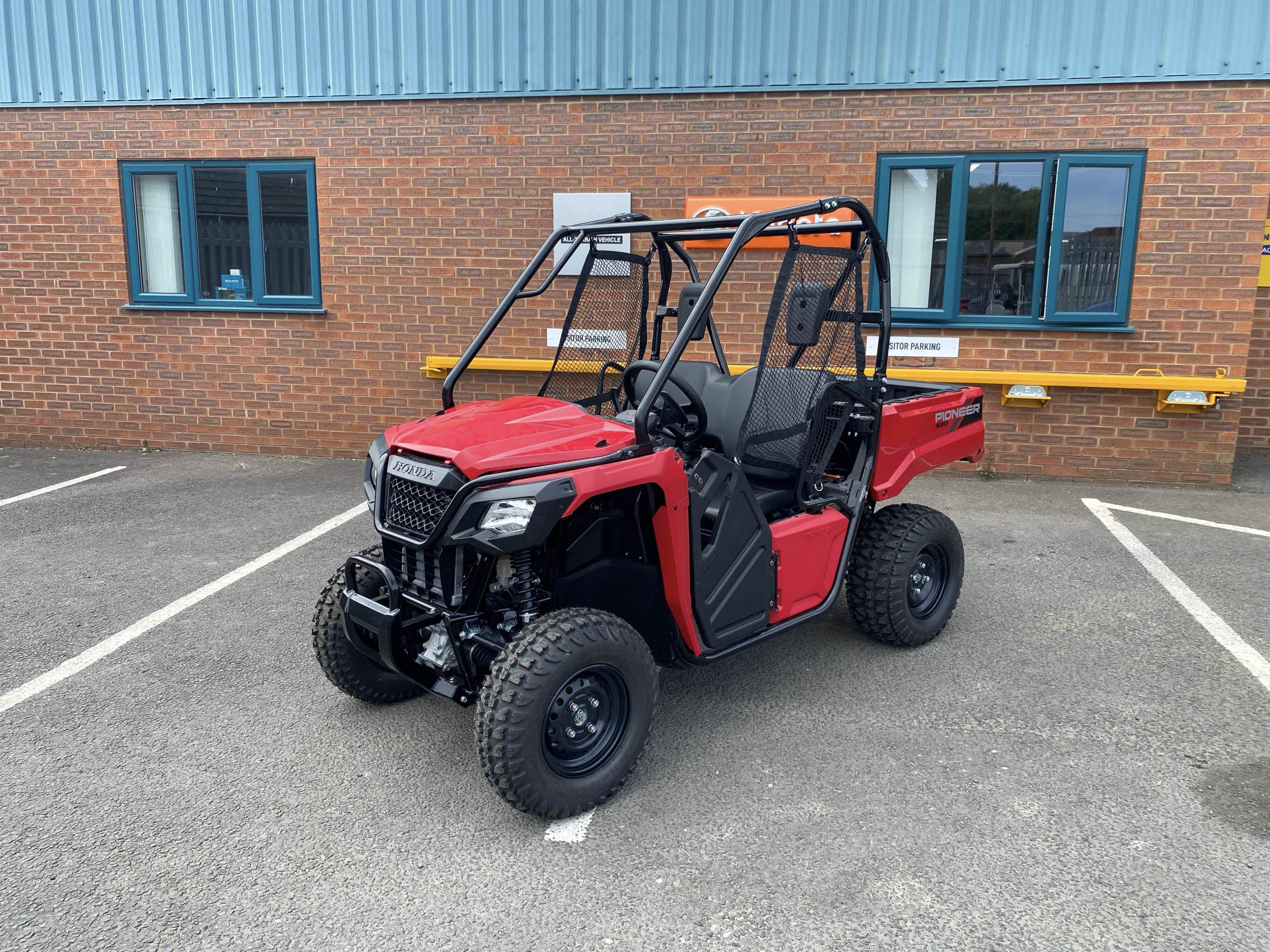 NEW Honda Pioneer 520 For Sale for sale