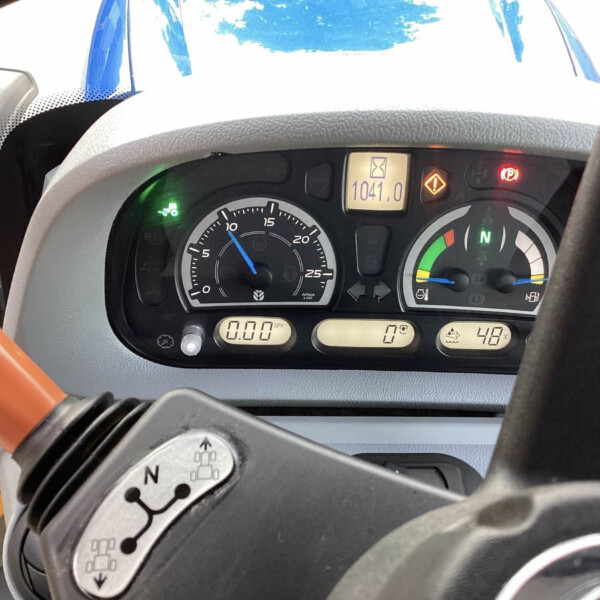 Vehicle instrument cluster: speedometer at 0, gear in N, various warning lights on, digital display reading 1041.0.