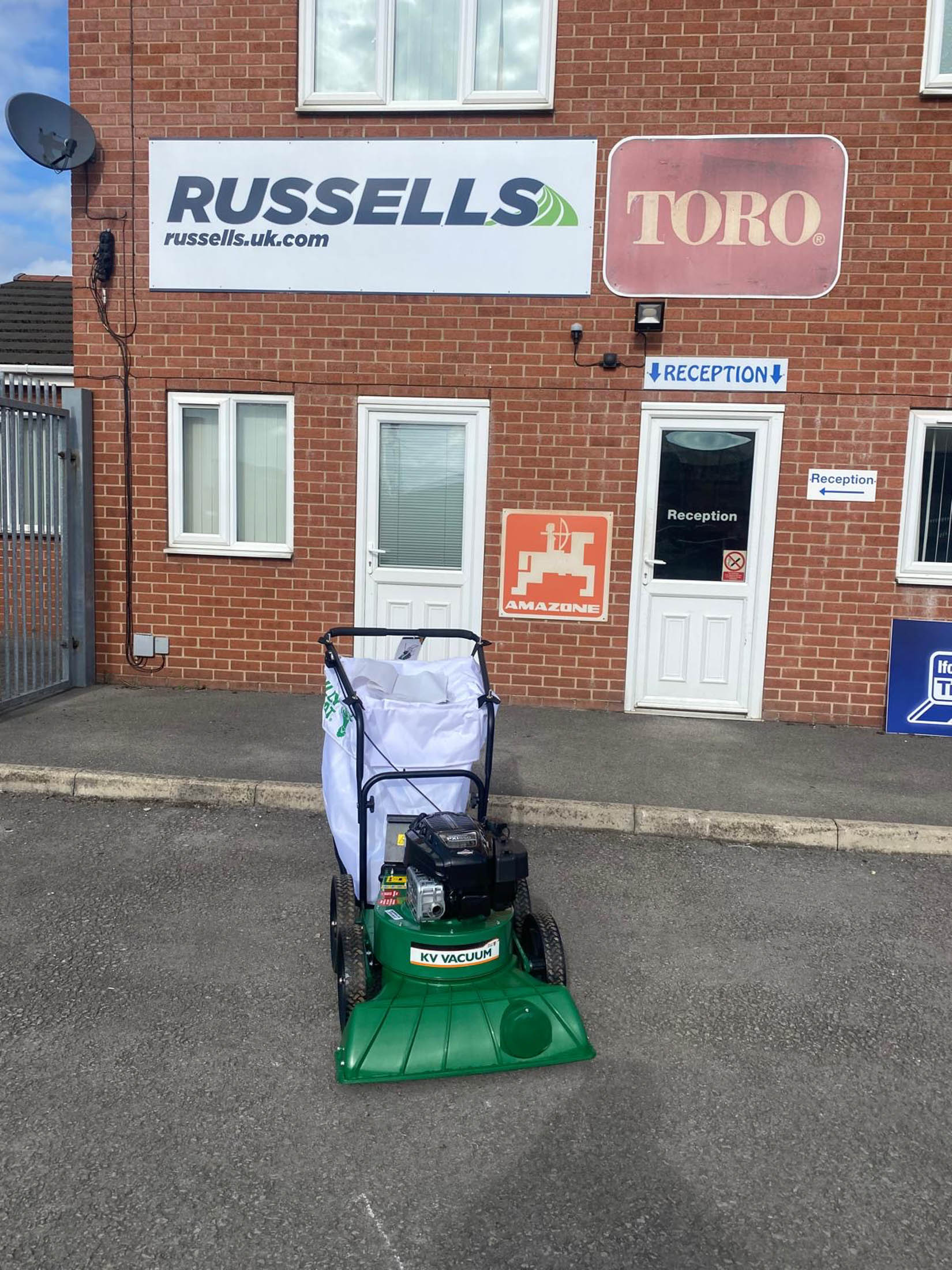 NEW: Pedestrian Billy Goat KV601 Vacuum For Sale for sale